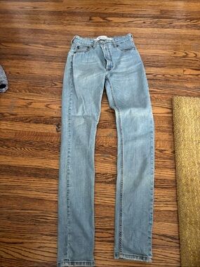 Elvi Straight Leg Jeans in Light Blue Wash